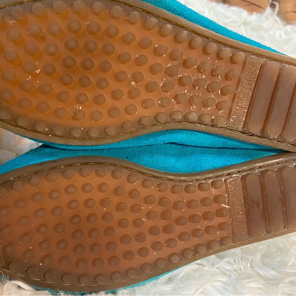 Minnetonka turquoise moccasins size 8 - Picture 5 of 7
